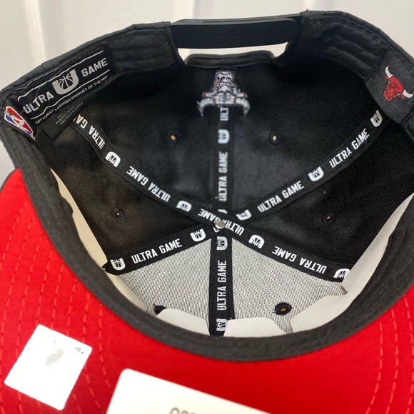 Chicago Bulls NBA Snap Back By Ultra Game New!! - Picture 3 of 7